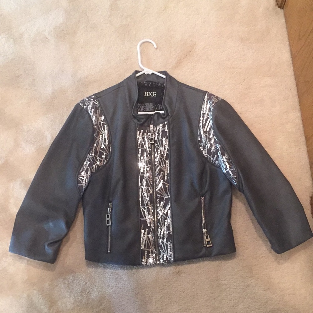Leather crop jacket